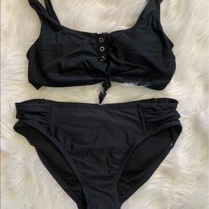 Black swimsuit set size small